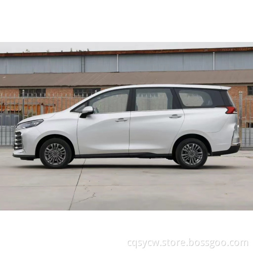 MAXUS G50 PLUS 1.5T High Speed Gas Car in Stock 5-door 7-seater MPV New Electric Metal Leather Turbo Multi-function Automatic